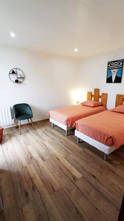 Les Muches Bed & Breakfast Bouzincourt Bagian luar foto